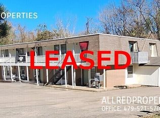 614 W Cleveland St APT 12, Fayetteville, AR 72701