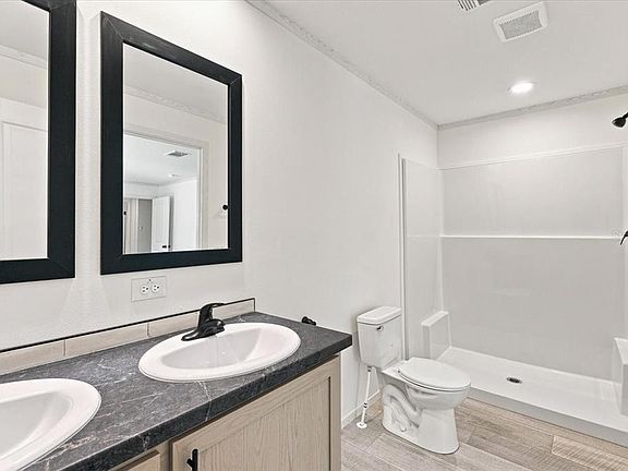 4th image of 39148 ORIENT AVENUE