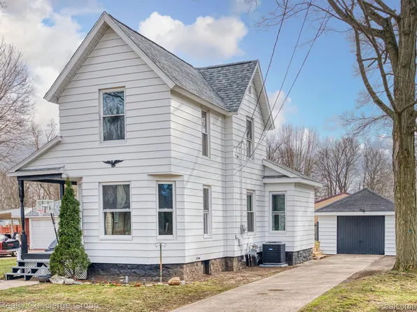 515 Crandall St, Albion, MI 49224