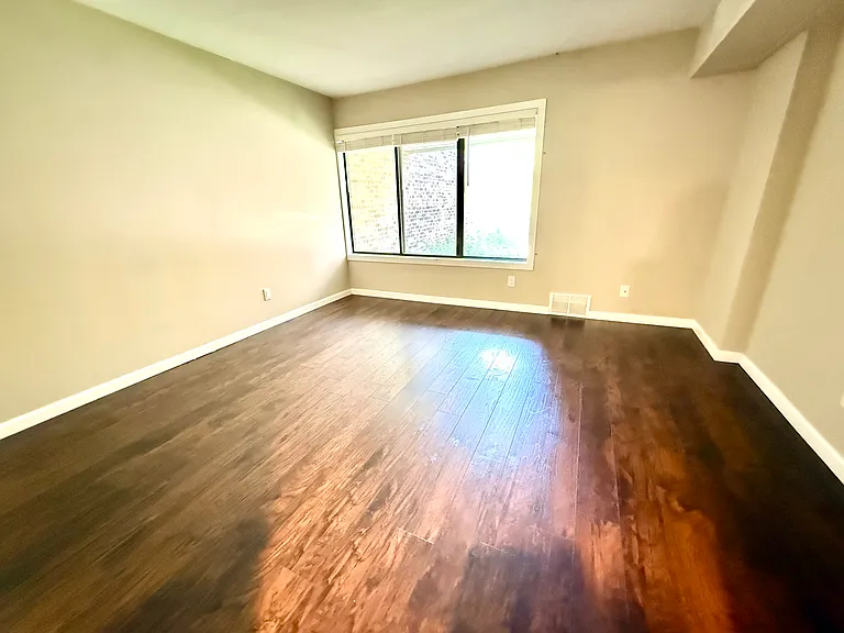 2116 Pauline Blvd #304 — Photo 6