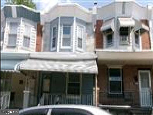 2nd image of 5757 N Beechwood St