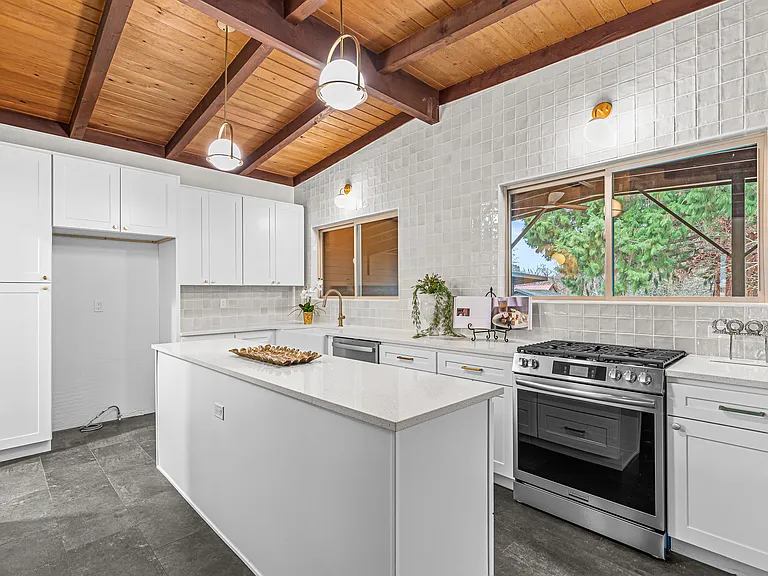 810 Glendale Ave — Photo 15