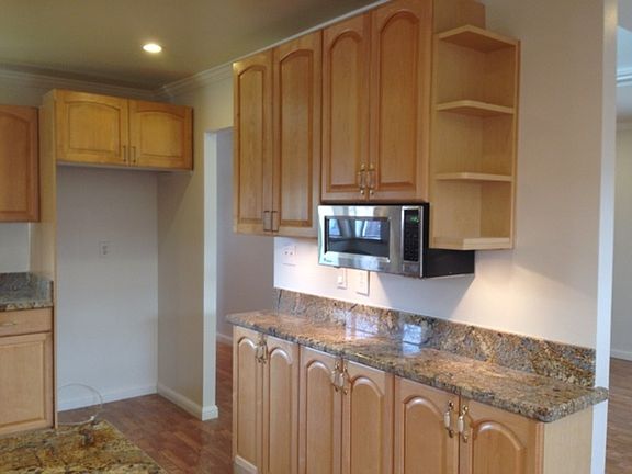 3rd image of 5607 Begonia Dr