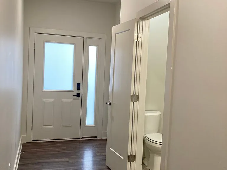 312 Lincoln St — Photo 5