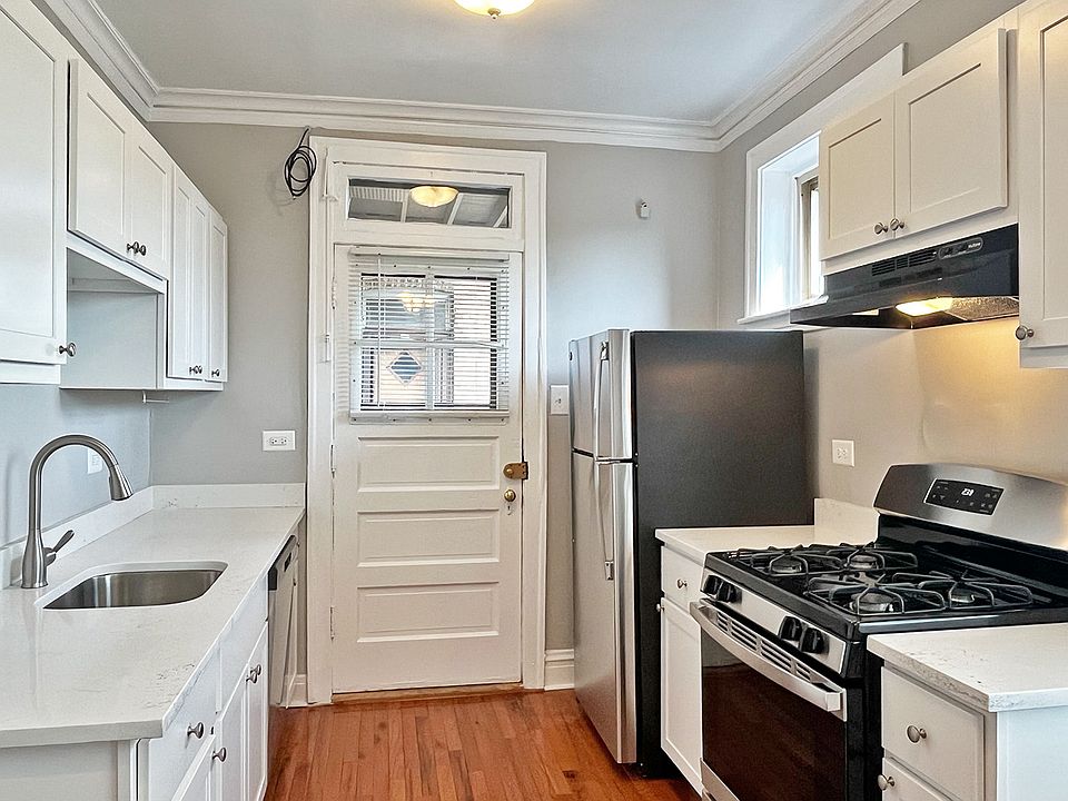 1st image of 901 Wesley Ave #707-2