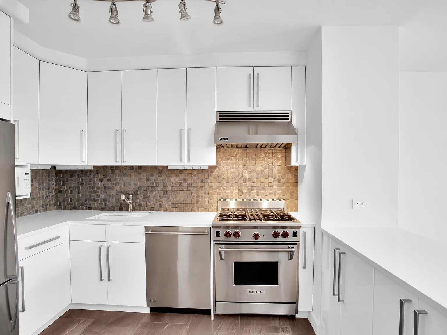 22 West 15th Street — Photo 3