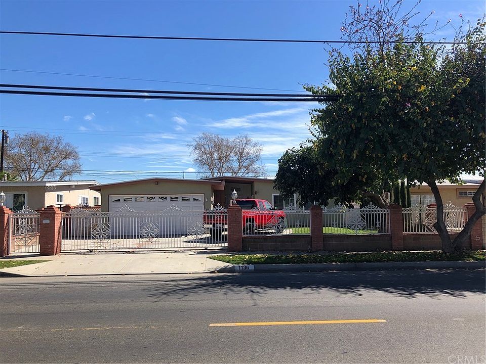 1st image of 1136 Vineland Ave