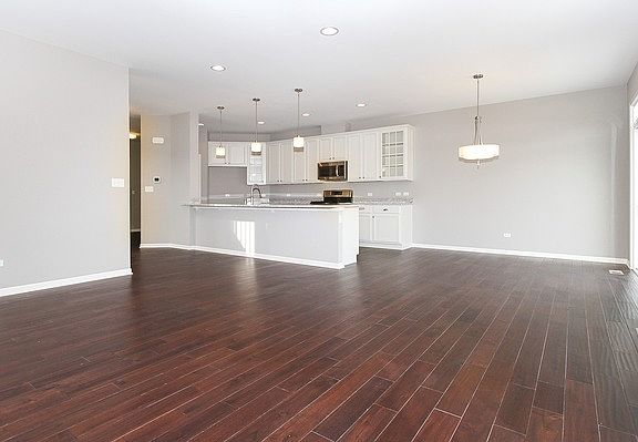 5th image of 27 W 187 W Breme Lot 12.02