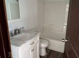 723 S 3rd Ave, Durant, OK 74701