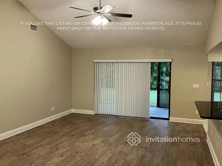 2212 Viscaya Pkwy — Photo 4