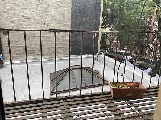 Rented by Bauman Realty Group | media 8