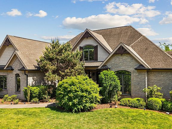 4th image of 2508 Shady Meadow Ln