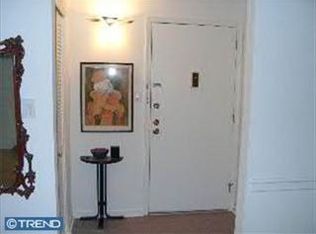 128 Riversedge Dr #2, Norristown, PA 19403