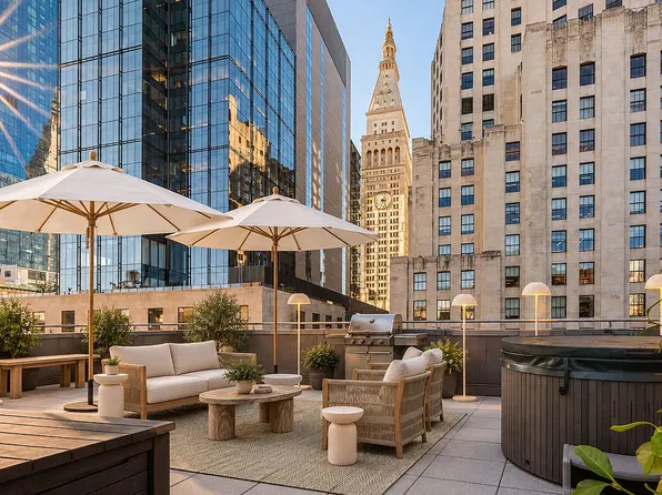 323 Park Ave S, New York, NY 10010