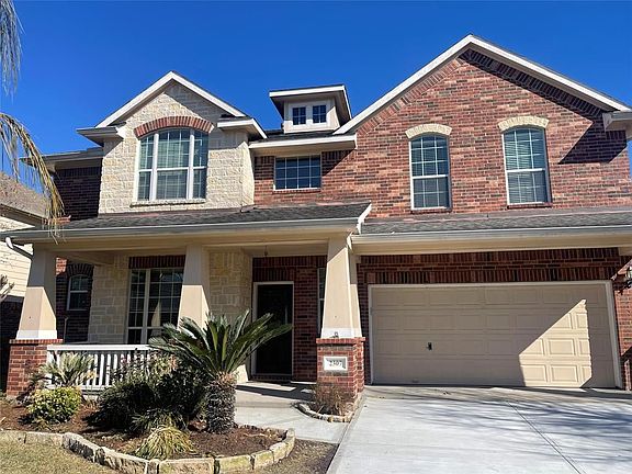 3rd image of 2307 Canyon Springs Dr
