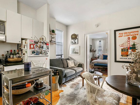 3rd image of 147 Sullivan St APT 5A