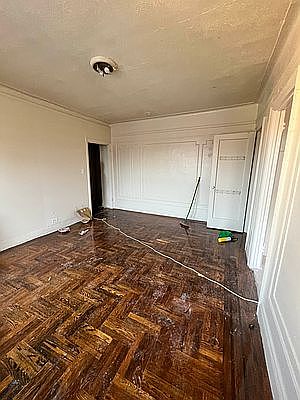 3rd image of 2383 Davidson Ave #5B