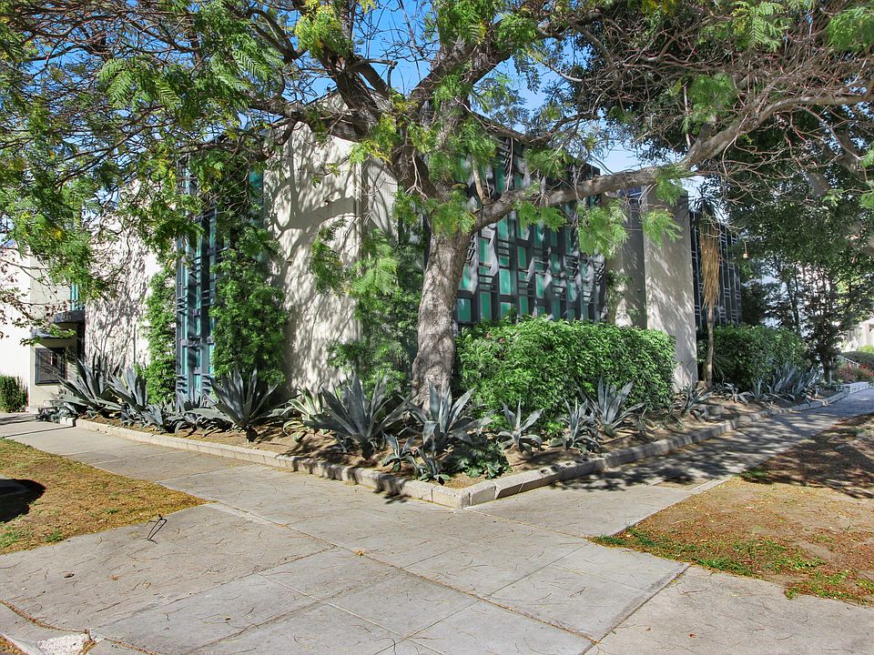 1st image of 350 S McCarty Dr APT 3
