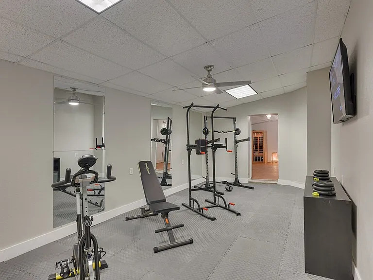 4417 Teal Ct #ID1056406P — Photo 30