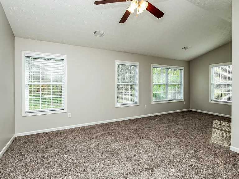 125 Cheyenne Dr — Photo 6