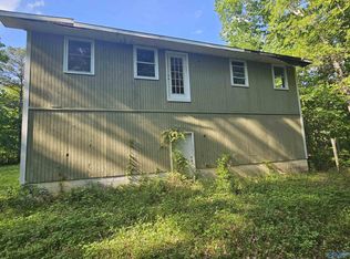 26095 Children Ln, Athens, AL 35613