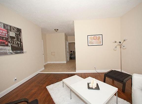 5th image of 818 Pennsylvania Ave APT 5