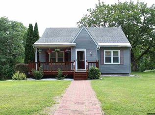 165 Putnam Rd, Schenectady, NY 12306