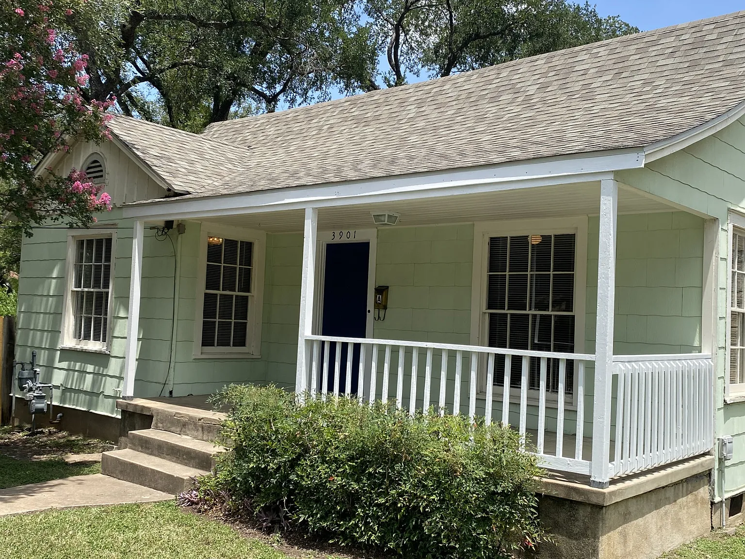 4 bed, 1406 sqft, $3,000 — Photo 1