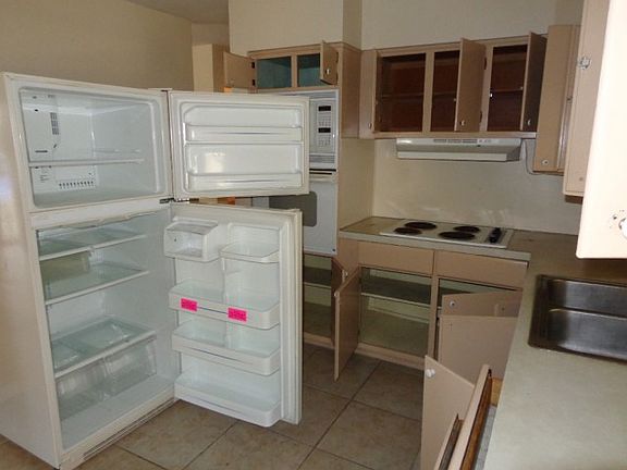 2nd image of 8350 54th St N