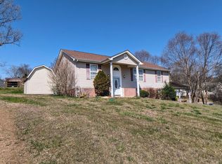 102 Fall Ct NE, Cleveland, TN 37312