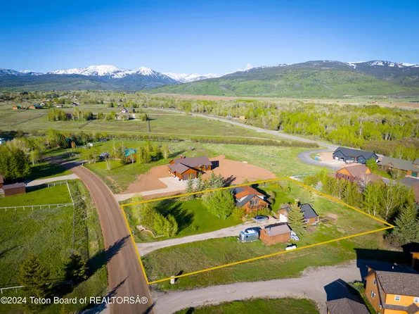 1907 Mount Davidson Dr, Driggs, ID 83422