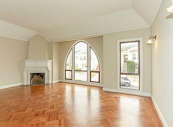 4th image of 864 Brunswick St