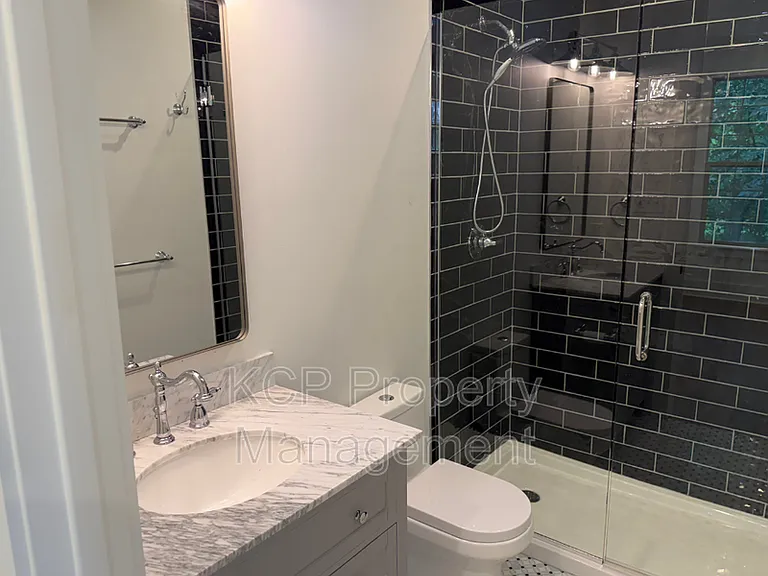 1813 Garland Ave #1 — Photo 15