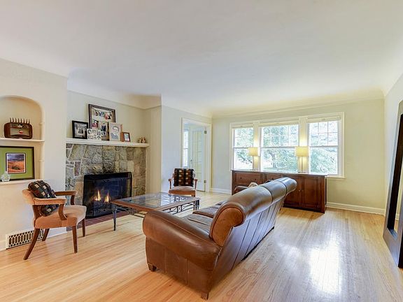 4th image of 5032 W 28th St
