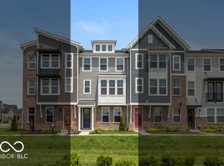 6038 Windsor Dr, McCordsville, IN 46055