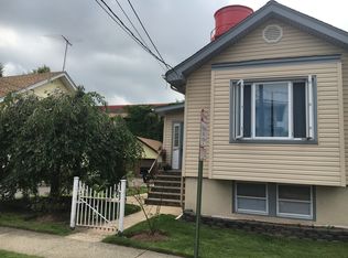 1012 Alexander Ave, Ridgefield, NJ 07657