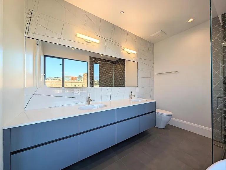 2707 23rd St #3 — Photo 26