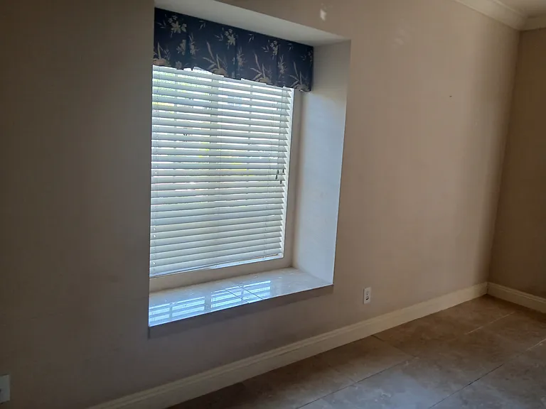 29853 Old Sycamore Ln — Photo 9