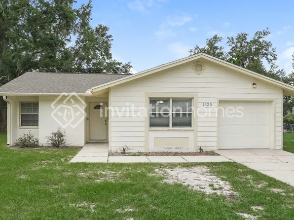 1325 Periwinkle Ct, Lakeland, FL 33811
