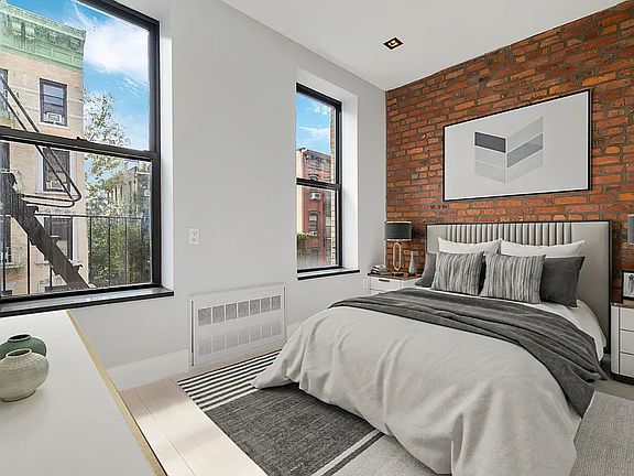 2nd image of 110 Bedford St APT 4C