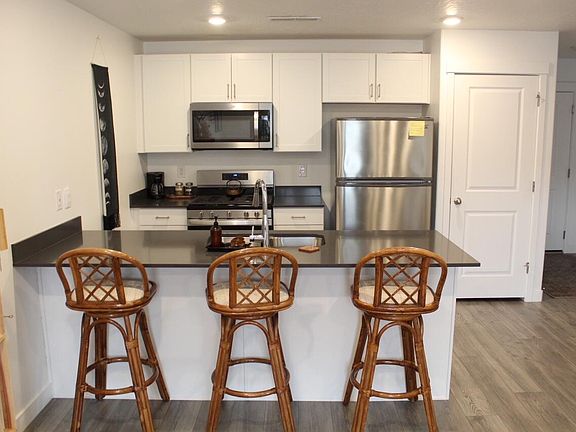 5th image of 3350 E Elkhorn Ln #2036