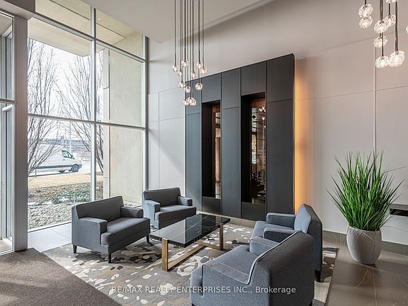 3rd image of 1055 Southdown Rd #Lph02