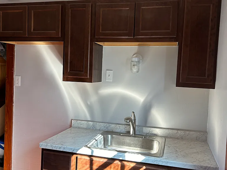 155 Roesch Ave #2 — Photo 3