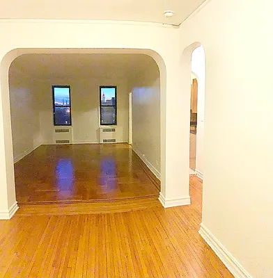 Rented by RealTegrity NY LLC | media 18