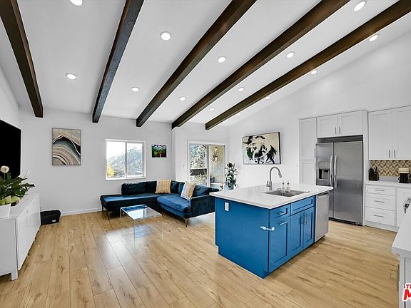 4th image of 2700 N Cahuenga Blvd E #2313