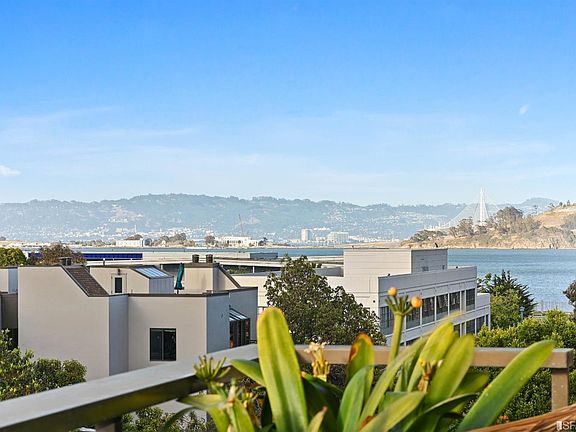 4th image of 101 Lombard St APT 303W