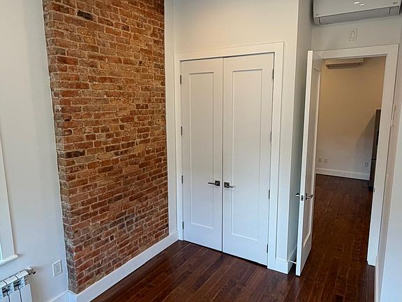 4th image of 6001 70th Ave #3R
