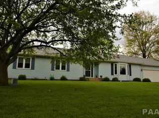 1100 5th St, Lacon, IL 61540