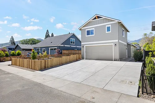 285 Talent Ave #B Photo 1