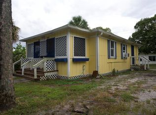 922 SE Bayou Ave, Stuart, FL 34994